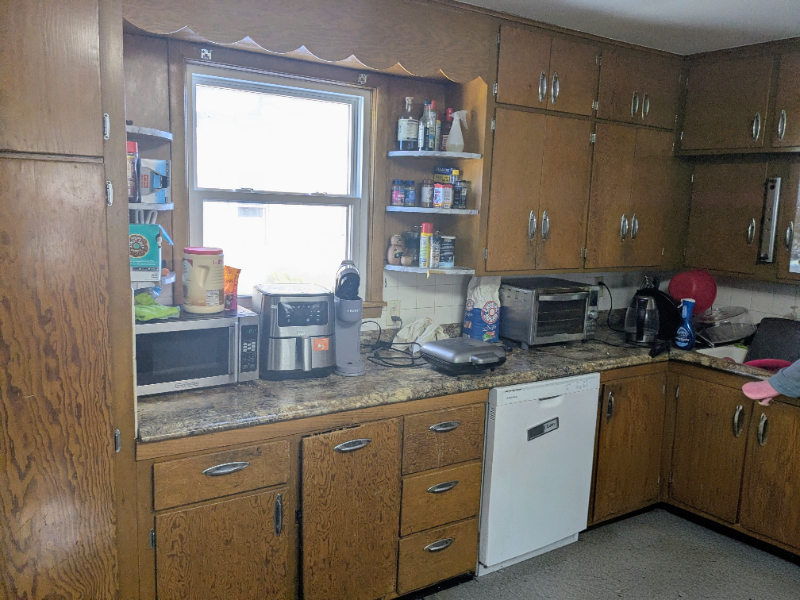 627 7th Ave S #A - Photo 3 of 20