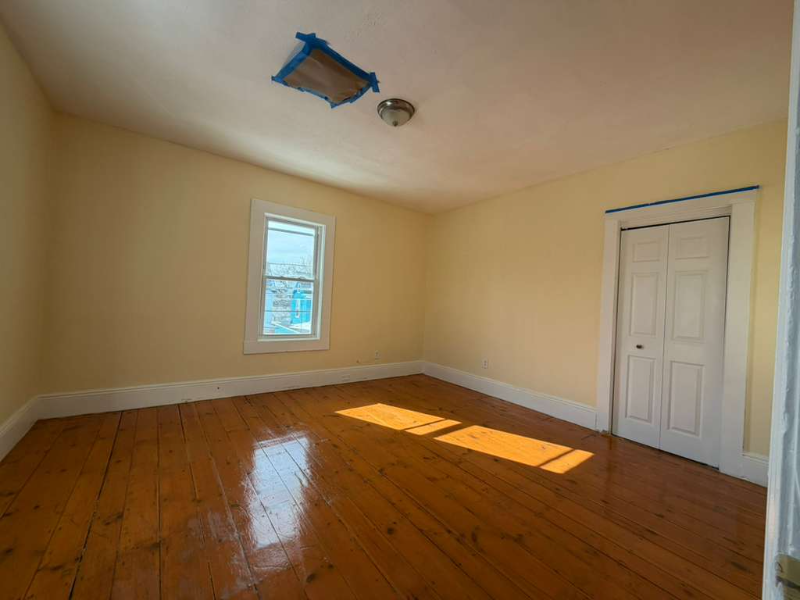195 Ludlam St #2 - Photo 5 of 8