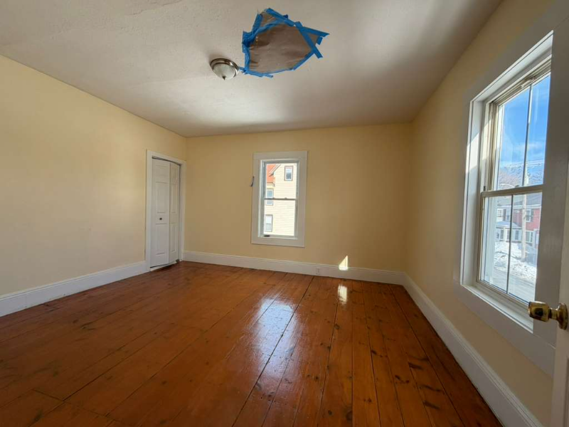 195 Ludlam St #2 - Photo 6 of 8