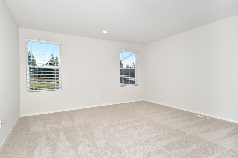 208 N 28th Pl - Photo 7 of 17