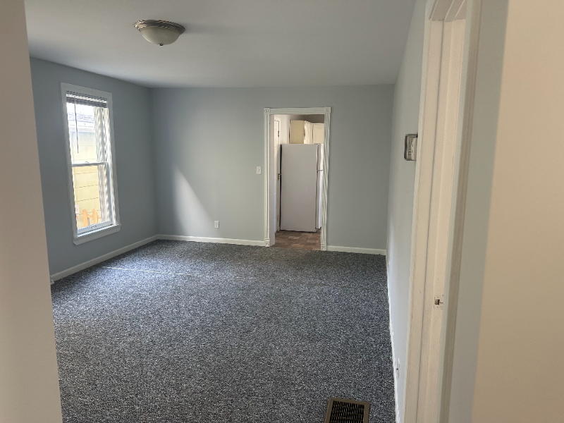 2724 Union St #1 - Photo 4 of 11