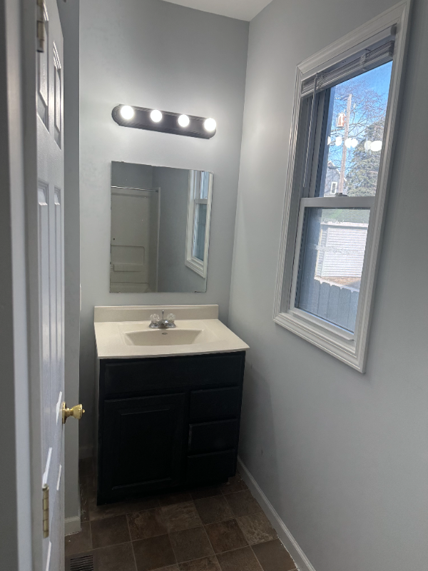 2724 Union St #1 - Photo 7 of 11