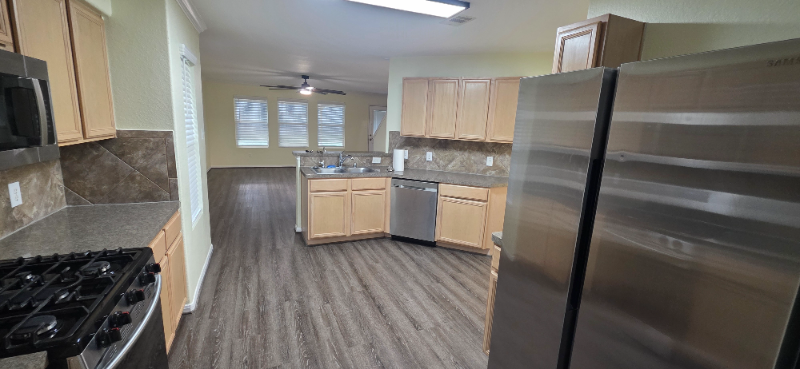 16778 N Gull Dr - Photo 4 of 18