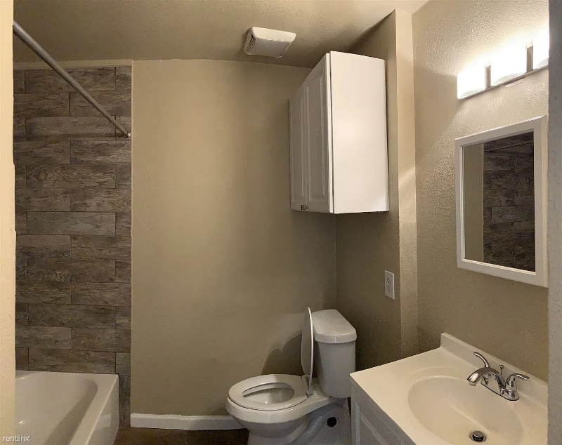 7065 Bellfort St - Photo 4 of 8