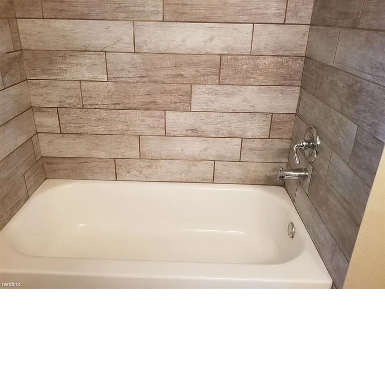 7065 Bellfort St - Photo 5 of 8