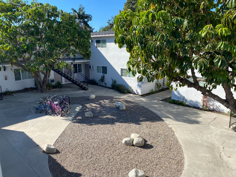 1228 S Loara St #1 - Photo 3 of 17