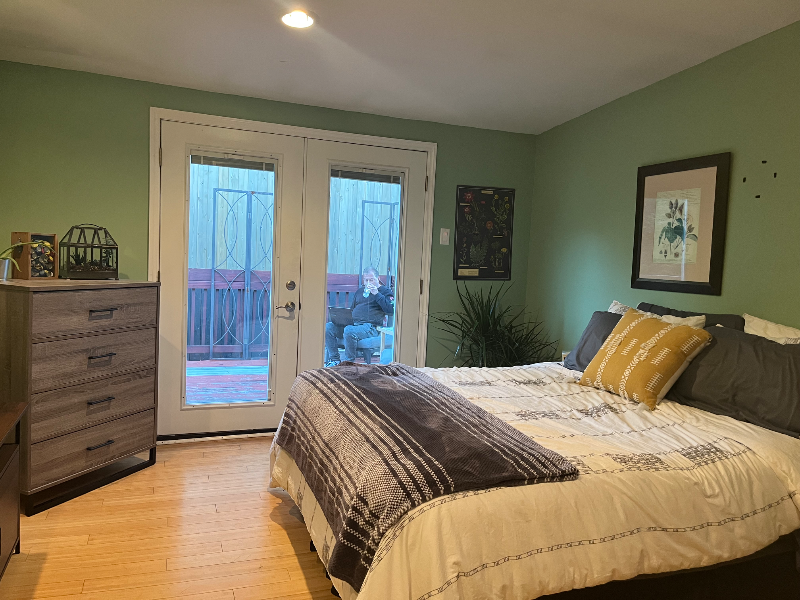 1313 S American St - Photo 4 of 17