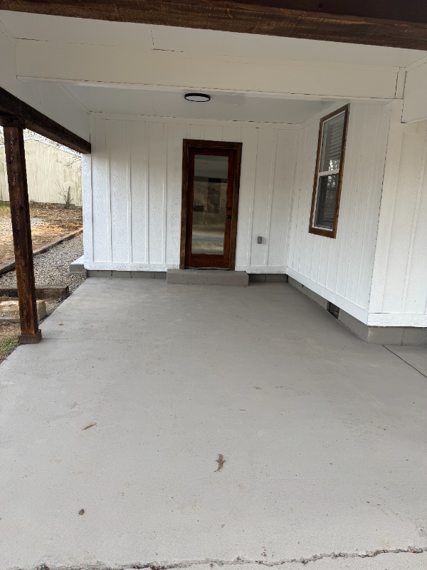 1302 E Choctaw Ave - Photo 2 of 11