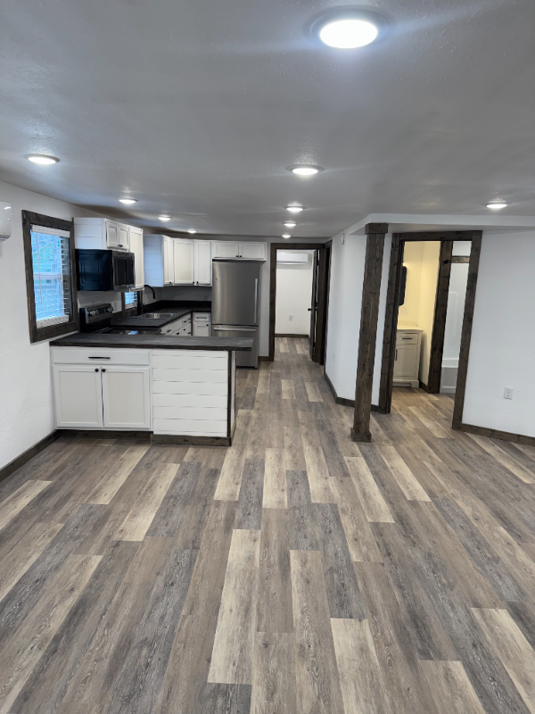 1302 E Choctaw Ave - Photo 3 of 11