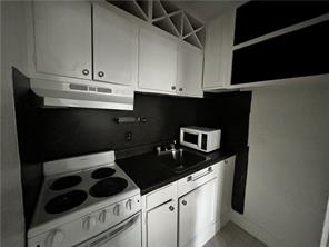 1032 4th St #REAR - Photo 2 of 5