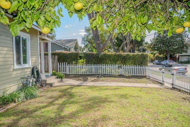 1922 Castillo St - Photo 2 of 13