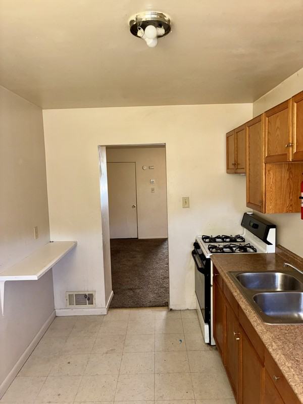 1120 Dohrman St - Photo 2 of 13