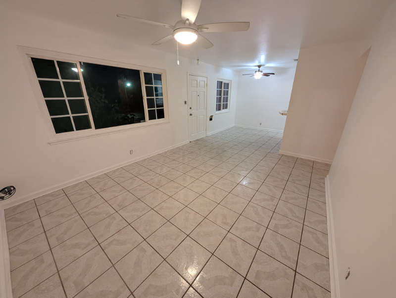 5551 79th St - Photo 3 of 13