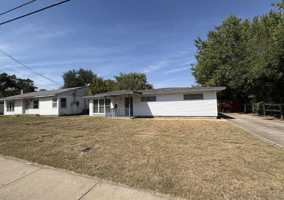 featured image of 2112 Kevin Ct #1