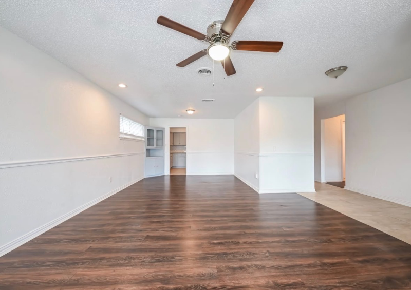 2112 Kevin Ct #1 - Photo 5 of 12