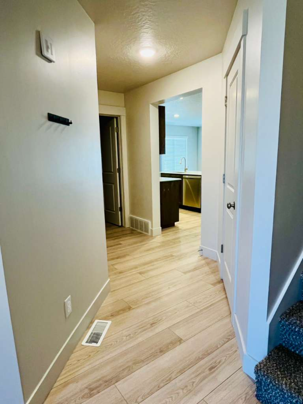 3923 S White Ash Dr - Photo 4 of 14