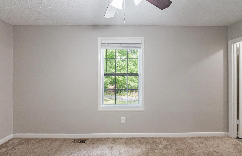 104 Evanmeade Dr - Photo 3 of 11