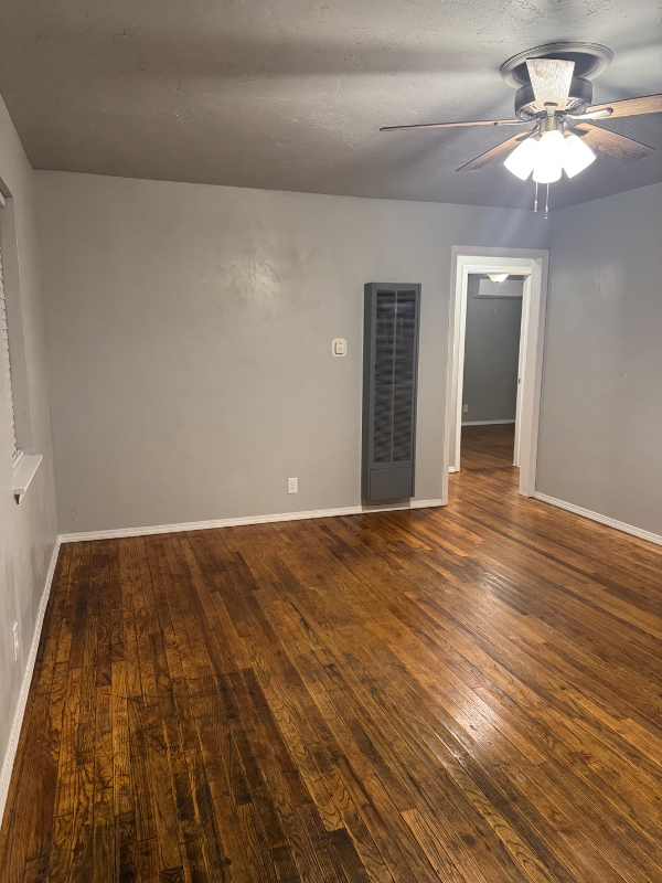 1907 Nix St - Photo 3 of 19