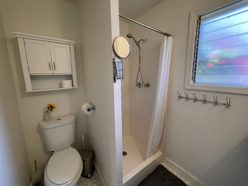 3606 Nevil St #2 - Photo 3 of 6