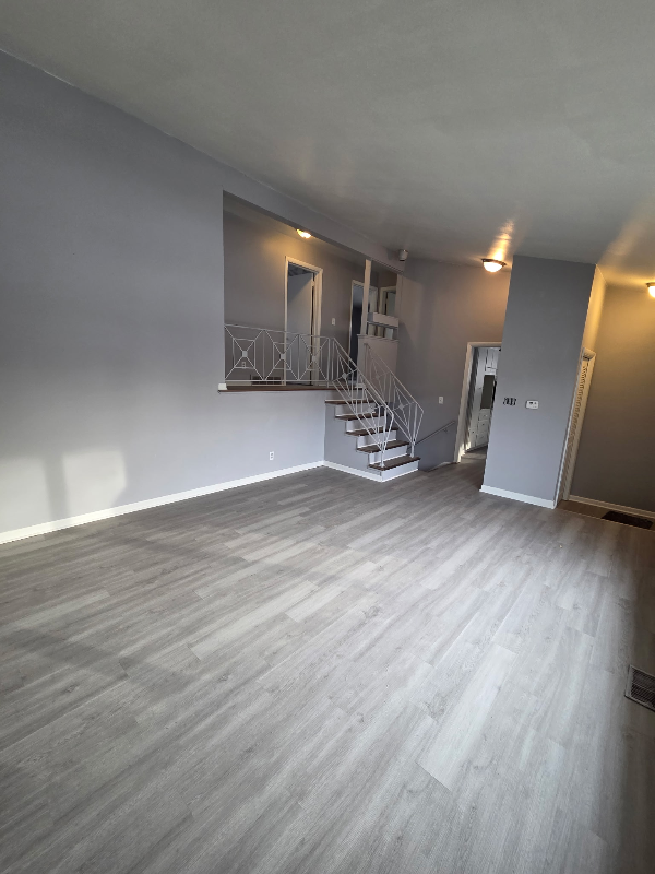 5702 Oxley Dr - Photo 4 of 15