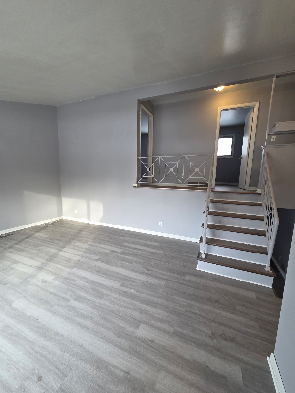 5702 Oxley Dr - Photo 5 of 15