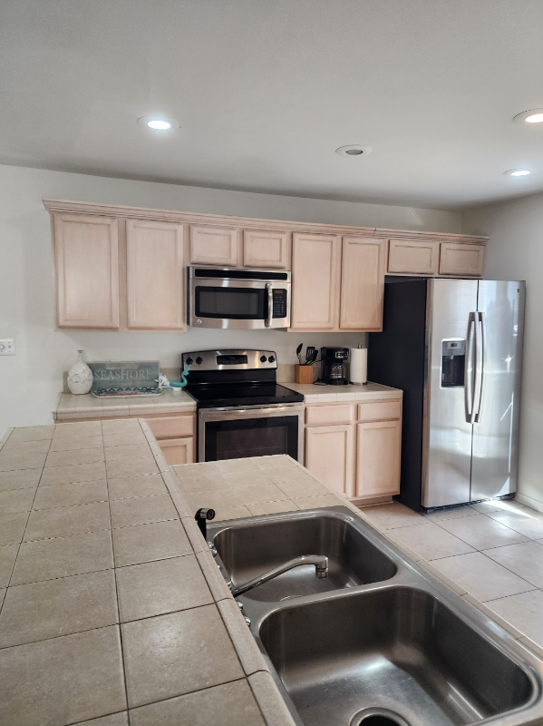 870 Marina Dr #A - Photo 5 of 12