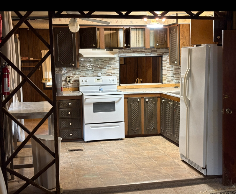 4101 Mcintyre Ave - Photo 5 of 12