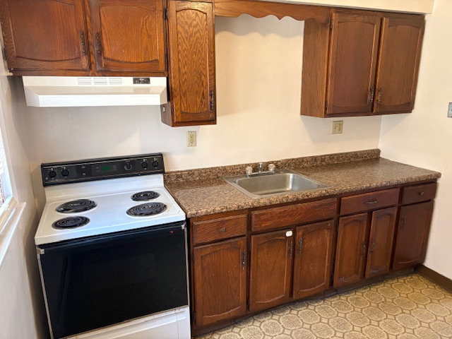 230 Ambridge Ave #1 - Photo 4 of 12