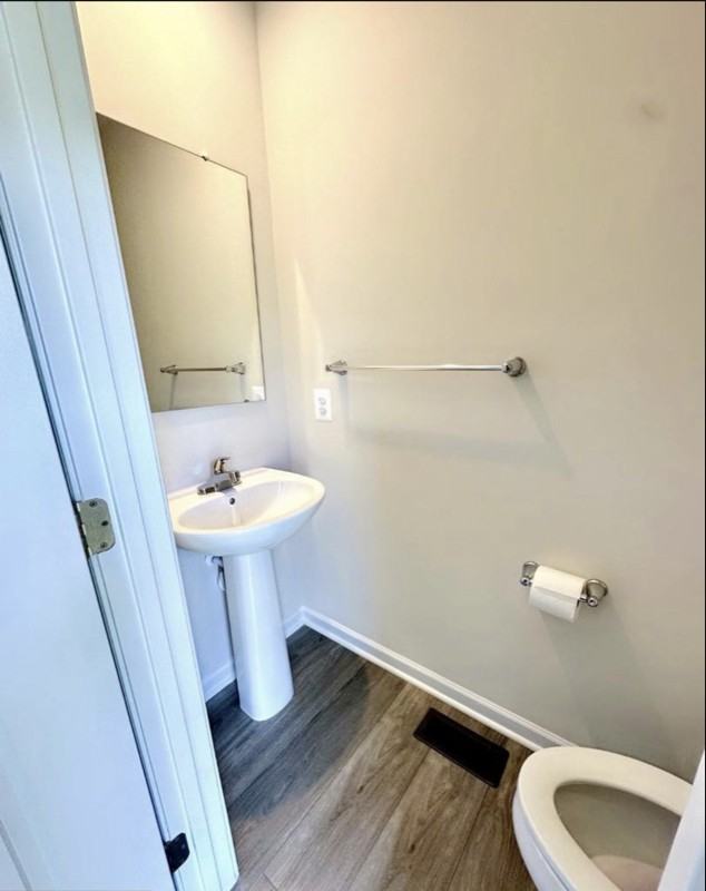 83 Charlotte St - Photo 4 of 20