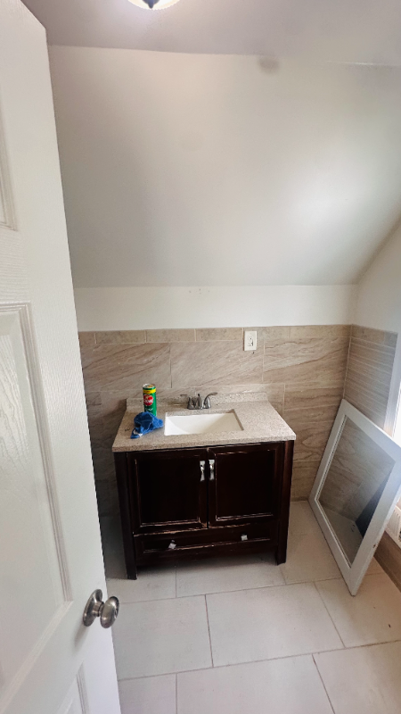 5115 E Roosevelt Blvd #B - Photo 4 of 8