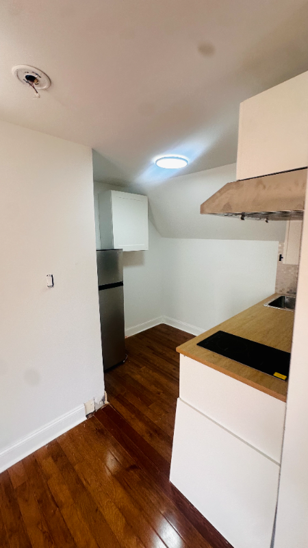 5115 E Roosevelt Blvd #B - Photo 6 of 8