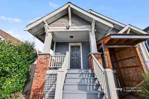 featured image of 4748 7th Ave Ne