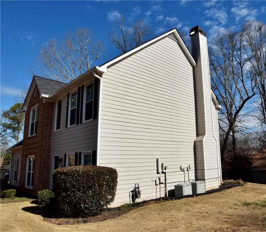 2609 Falcon Nest Ct - Photo 2 of 20