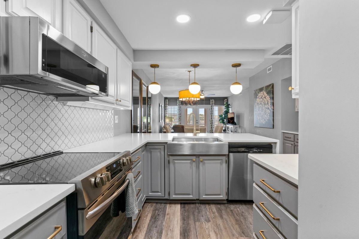 3404 American Dr - Photo 3 of 19