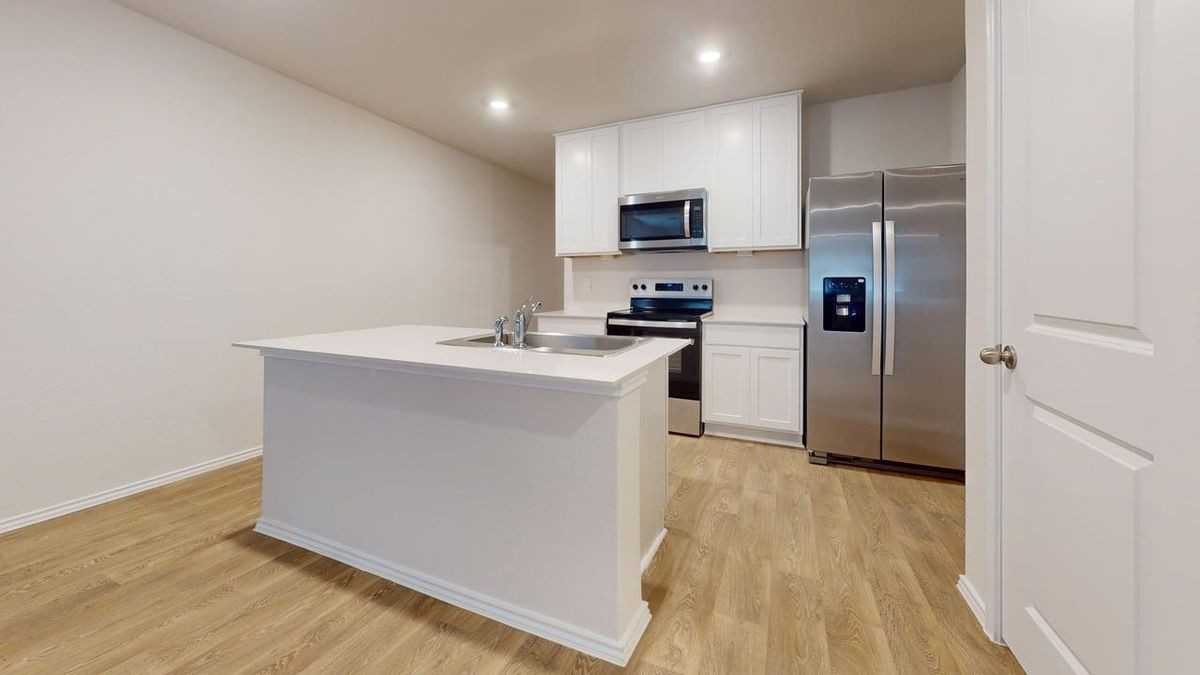 914 Indian Way - Photo 3 of 8