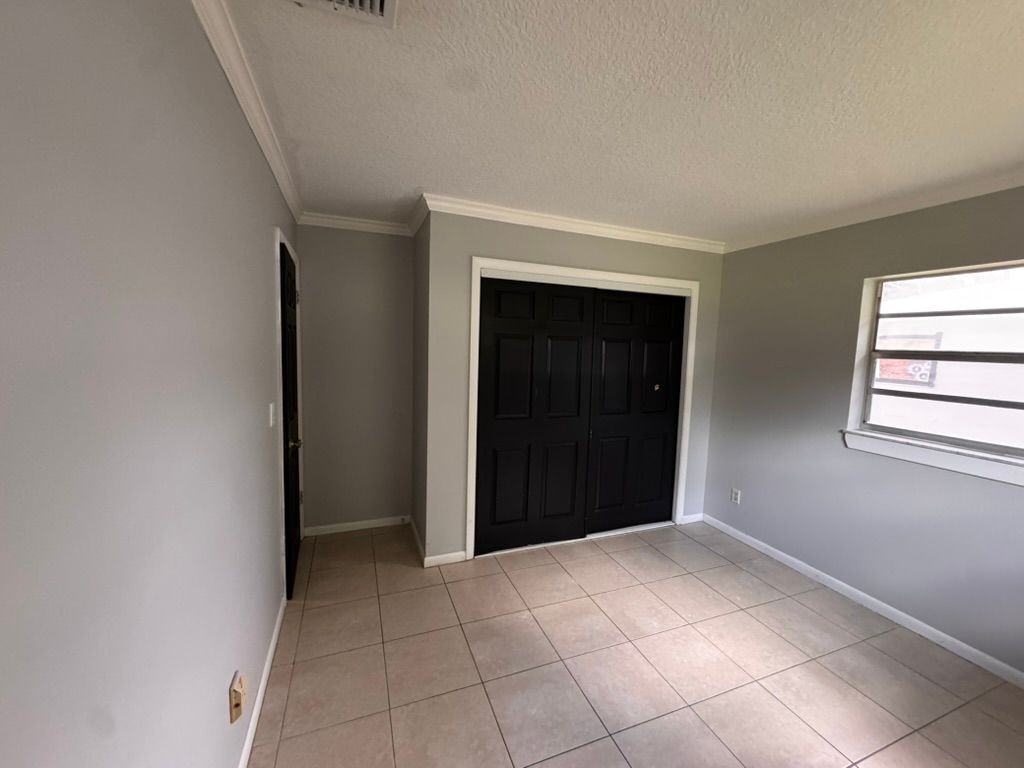 7408 Donlon Rd - Photo 2 of 19