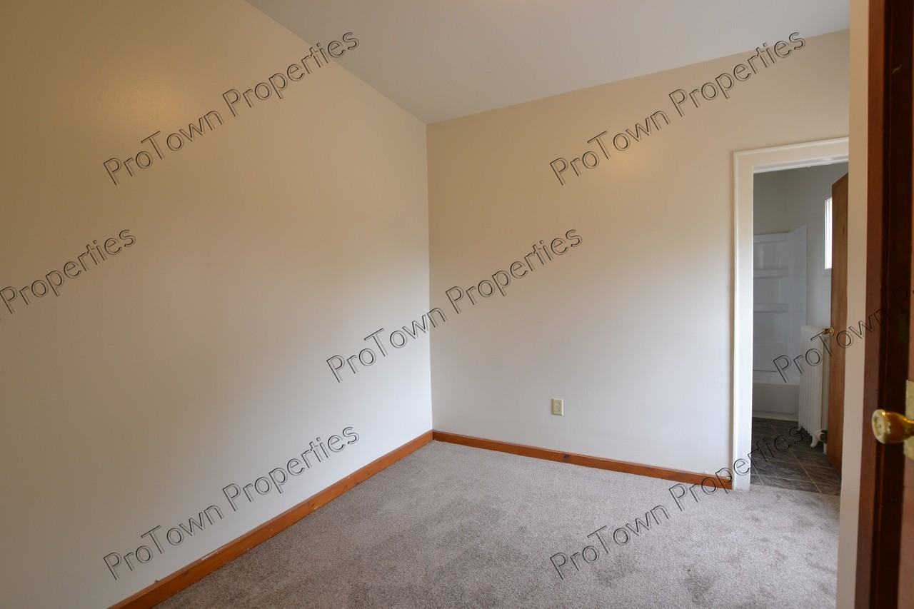 26 North Broadway Street #2S - Photo 6 of 7