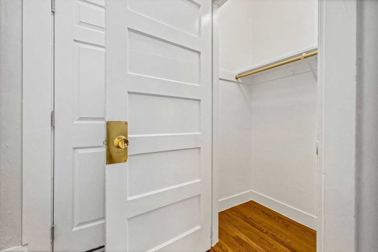 825 Post - Photo 5 of 10