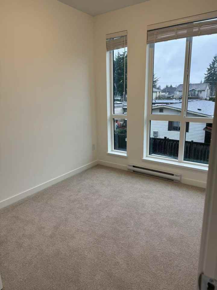 15700 85 Avenue - Photo 5 of 15