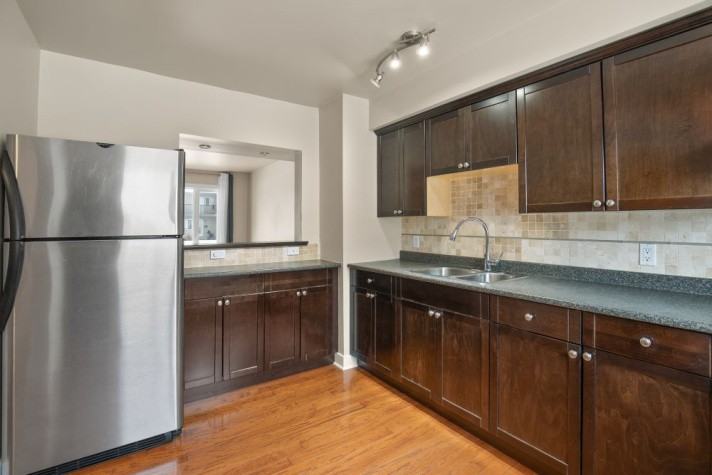 2 Large Bedroom Townhouse in Brookview Estates! - Photo 7 of 15