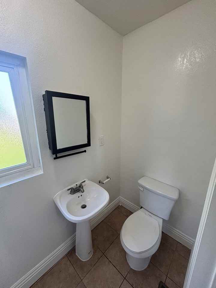 1550 West 84th Place - Photo 4 of 13