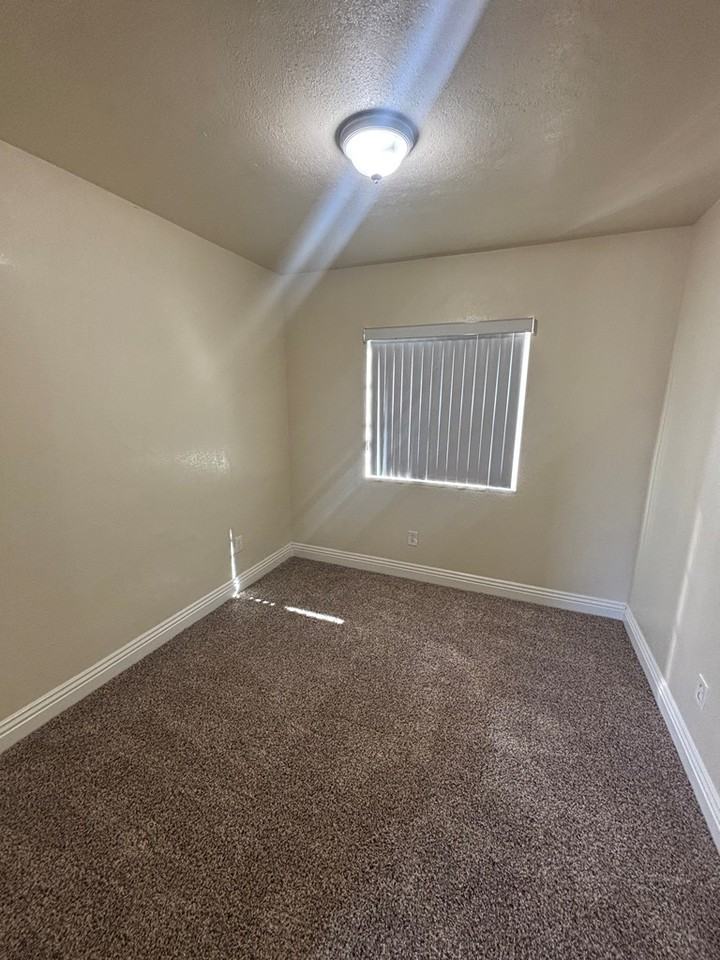 1550 West 84th Place - Photo 7 of 13