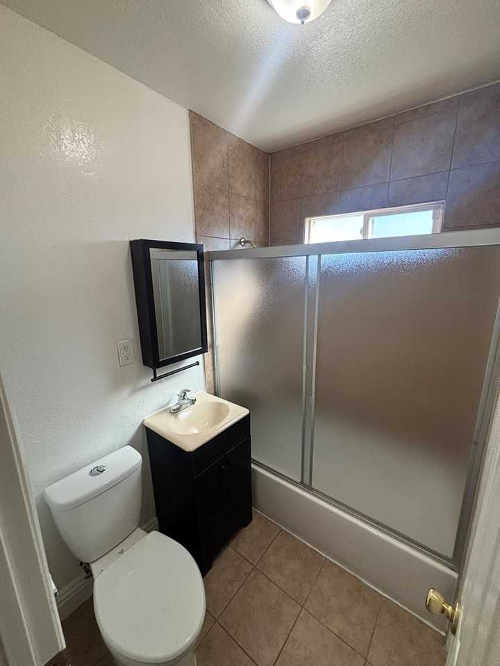 1550 West 84th Place - Photo 7 of 12