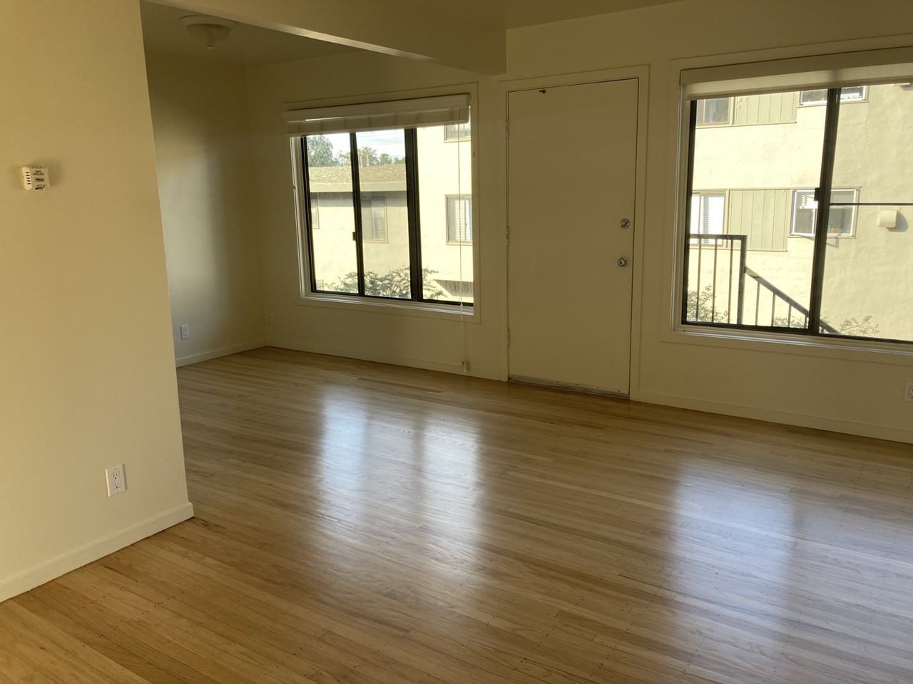 1520 Pershing Drive #F - Photo 5 of 24