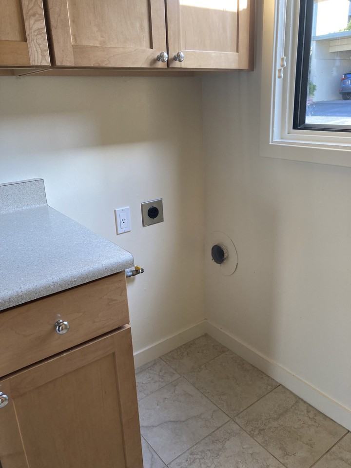 1520 Pershing Drive #F - Photo 7 of 24