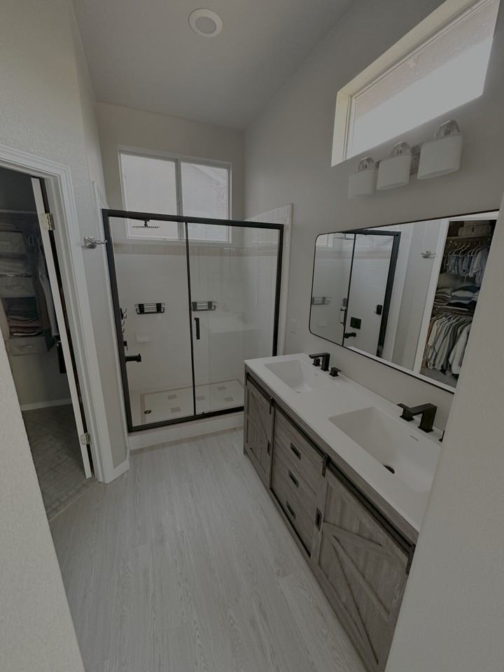 2556 Du Bois Dr #1 - Photo 4 of 21