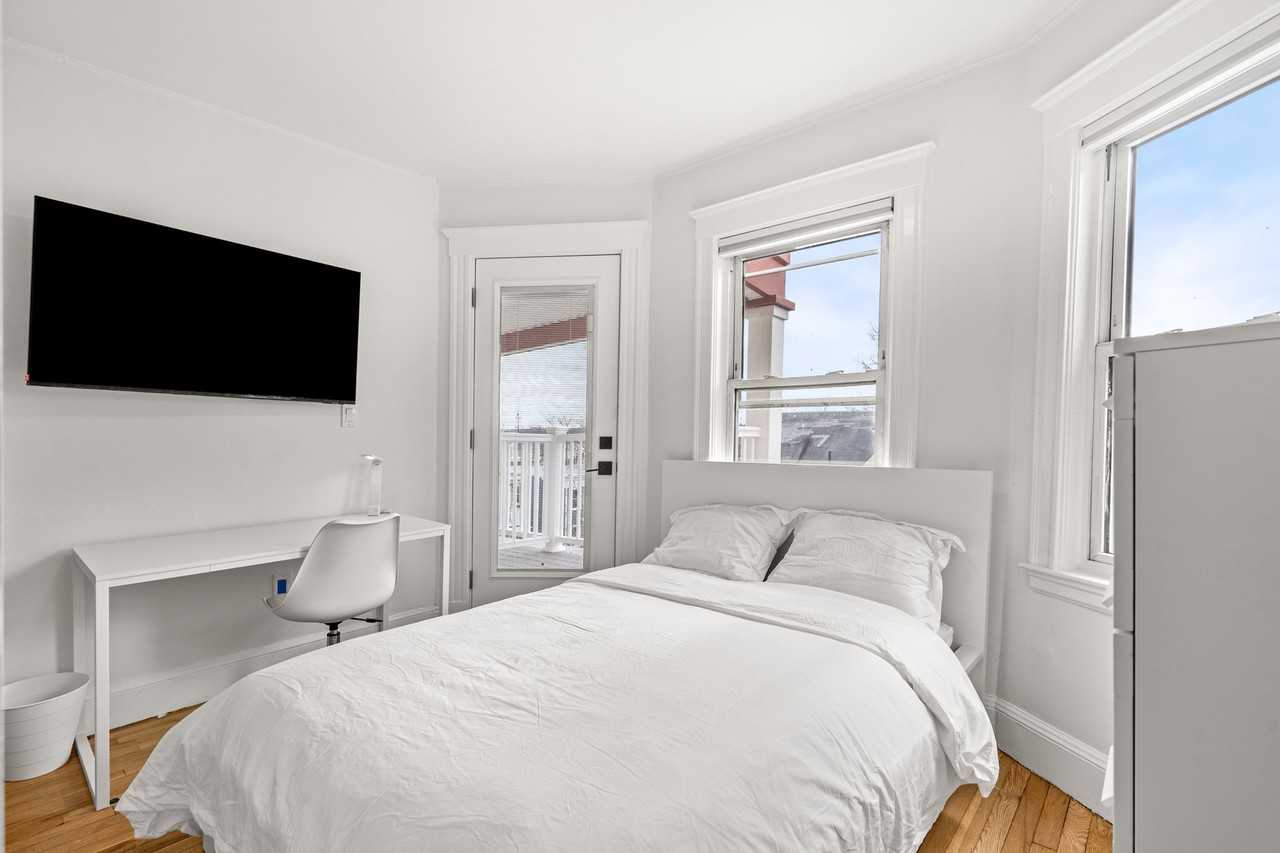 19 Downer Ave #5 - Photo 2 of 15