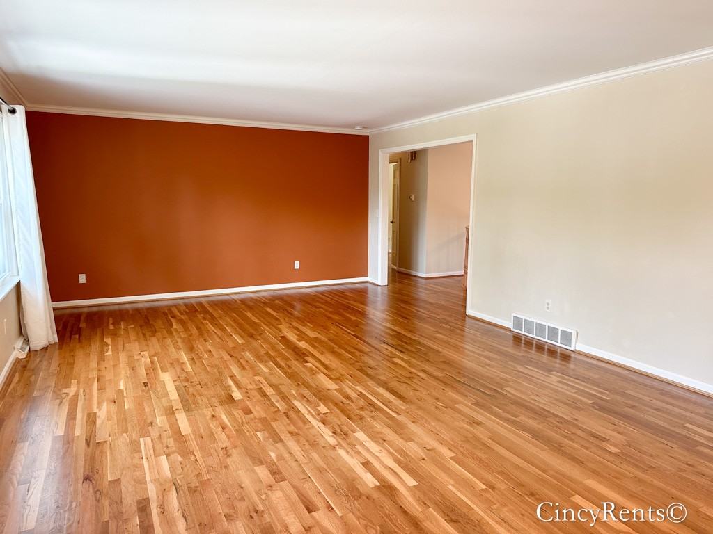 6463 Oldbarn Ct #NA - Photo 7 of 36