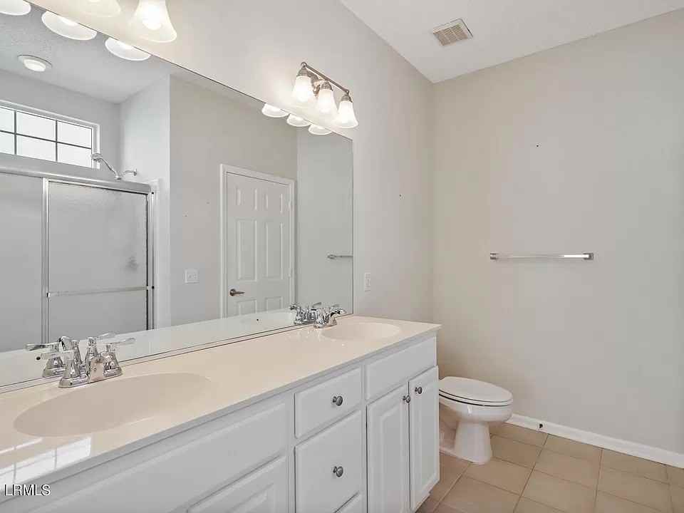 149 Landing Ln #NA - Photo 5 of 8