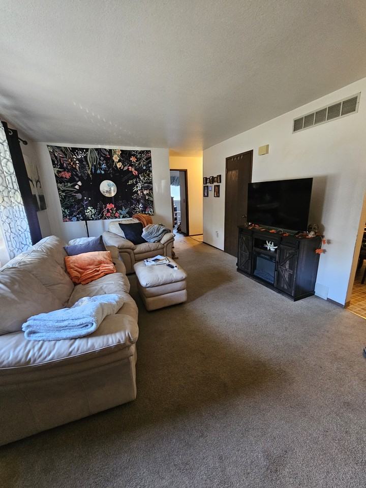 1405 Pine Cone Rd #NA - Photo 2 of 15